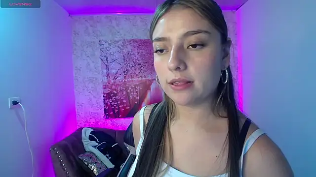 Diamond_juliana Adlı Modelin Canlı XXX Sohbeti