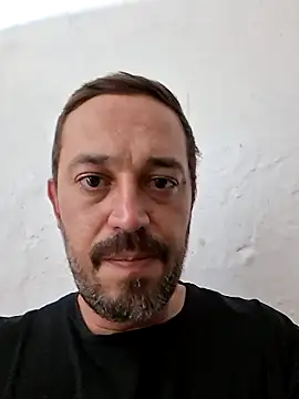 Johnnyhotlatmale – webcam-show