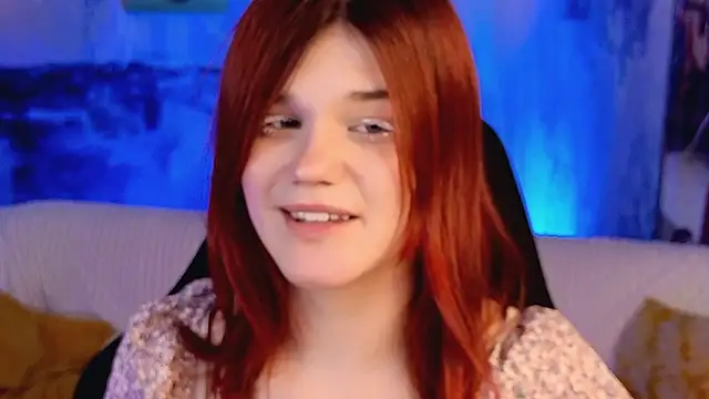 EllieKely Adlı Modelin Canlı XXX Sohbeti