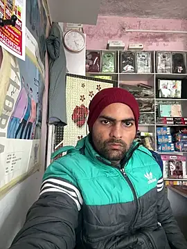 hardlysuck Show in webcam