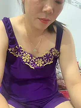 Baby-lovely69 在線直播表演