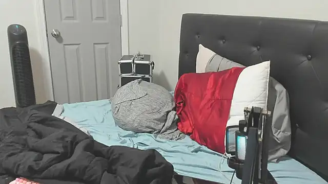 Онлайн чат XXX demi_xoxo