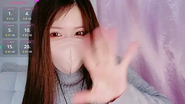 NiinachanのライブXXXチャット