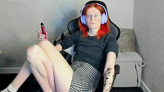 ElizabethHarpper: онлайн-секс-чат