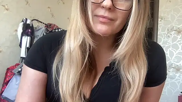 Онлайн чат XXX Milysoren