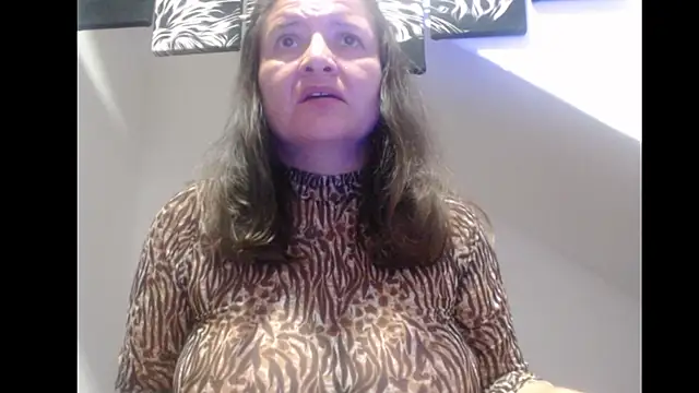 Debora_Cienfuegos25 লাইভ XXX চ্যাট