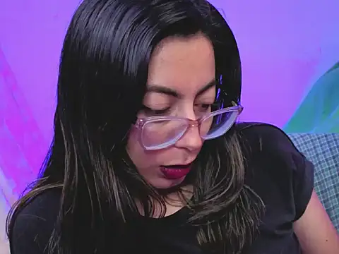 Chat XXX ao vivo de zylla_storn