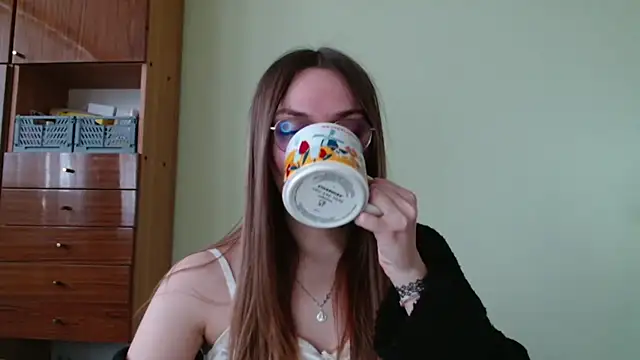 LooveELLYx's Live XXX Chat