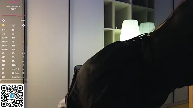 Quinavelle: απευθείας συνομιλία ΧΧΧ