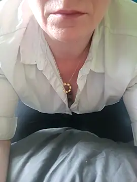 petitoiseau67 Live XXX Chat