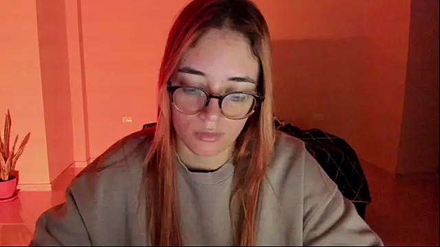 atenas_05_'s Live XXX Chat