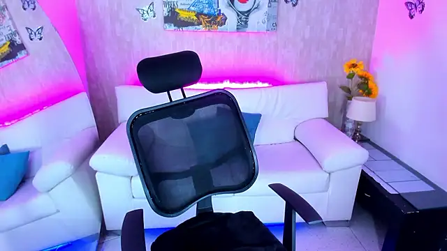 nova_sex01 Adlı Modelin Canlı XXX Sohbeti