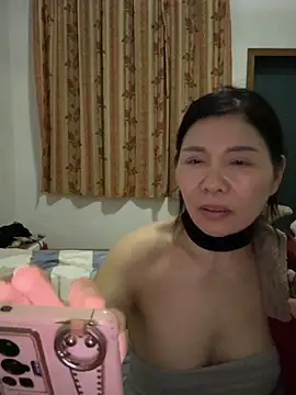 xiiuuff18 Live XXX Chat