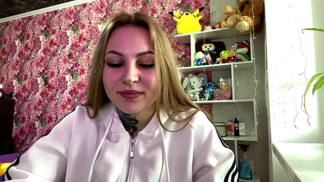 TraciBallenaのライブXXXチャット