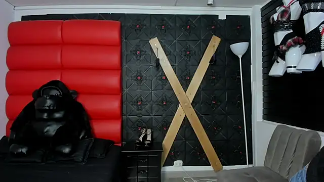 Webkamerová show liany_taylor