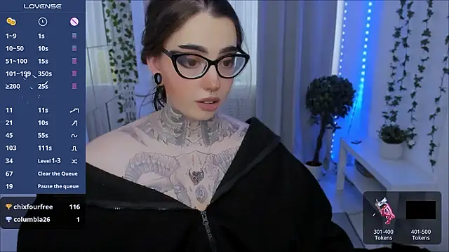 Dixi_Pixi_ élő XXX-chatje