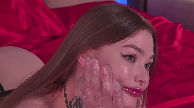 Онлайн чат XXX AriWild