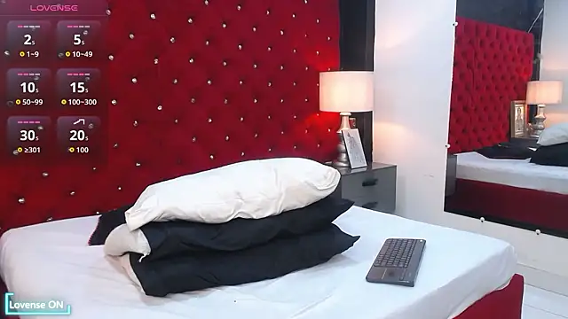 Chat +18 de Logan_Woods ao vivo