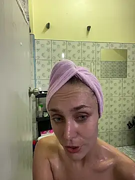 White_mistress élő XXX-chatje