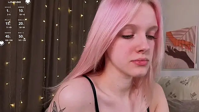 دردشة EdlaHewell الجنسية المباشرة