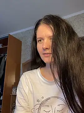 Онлайн чат XXX MariannaSida