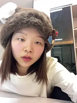 DMG-41 Adlı Modelin Canlı XXX Sohbeti