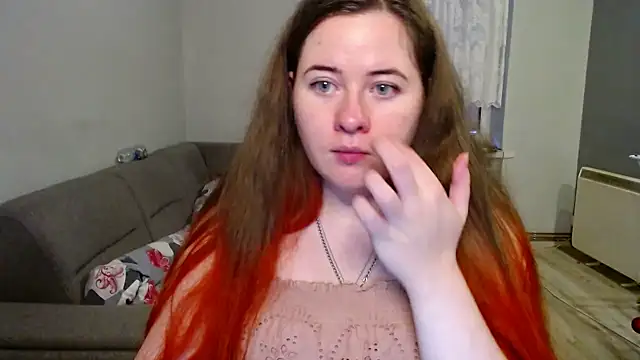 KateeSunnyy élő XXX-chatje