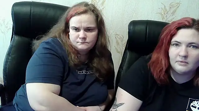 Chatroom XXX en direct de HollyXXXEva