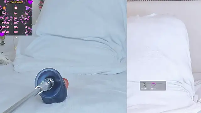 Soraya_Davis élő XXX-chatje