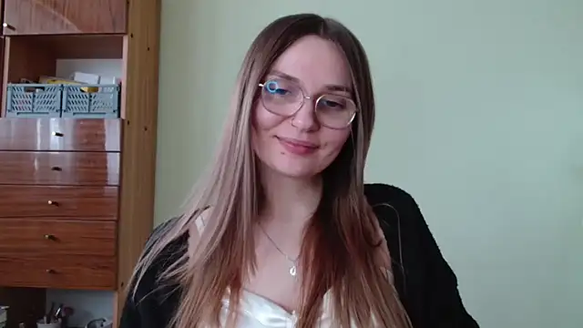 LooveELLYx Chat XXX live