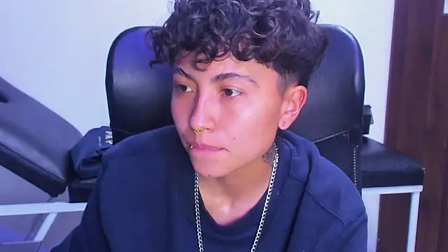 Chat +18 de Im_Mathias ao vivo