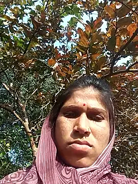 Sonam_pandeyji Show in webcam