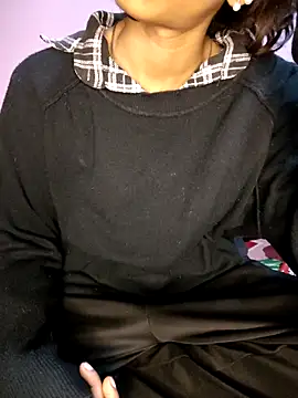 Webkamerová show -AYUSHI01