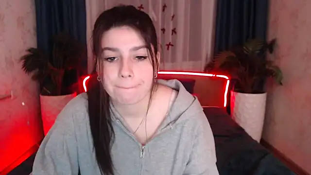 KisaModel élő XXX-chatje