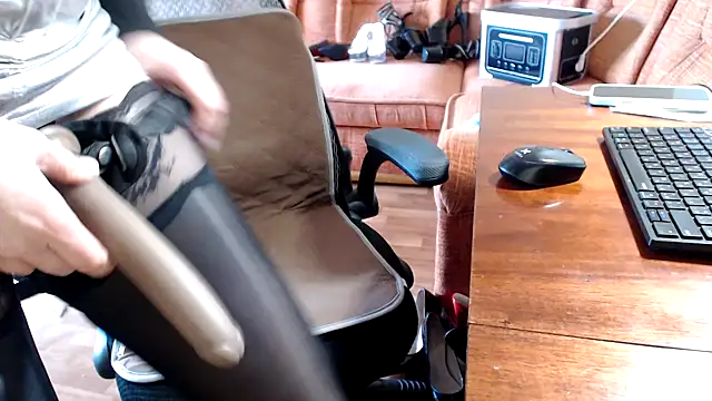 Chatroom XXX en direct de MistressAnna1