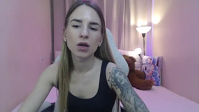 DeboraHorny Live XXX Chat