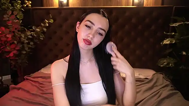 WildKittenX_ লাইভ XXX চ্যাট