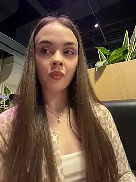 KristiRich: онлайн-секс-чат