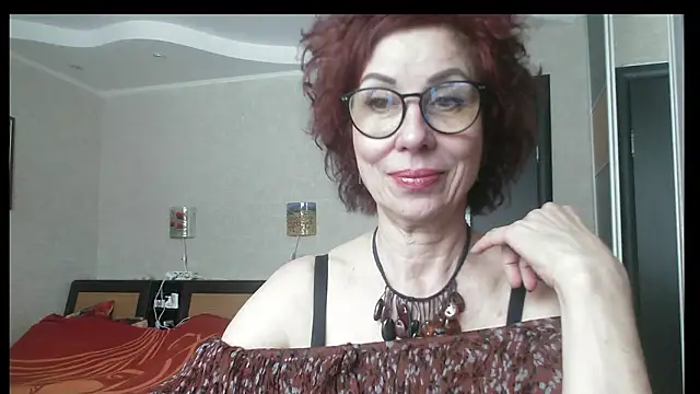 Kelly_Flurr élő XXX-chatje