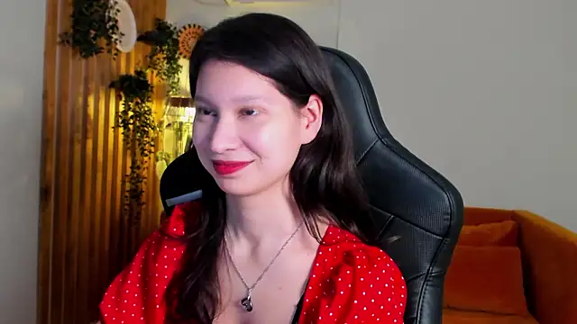 XXX chat uživo modela SaraDenars