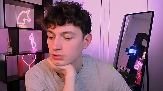 دردشة fose_di الجنسية المباشرة