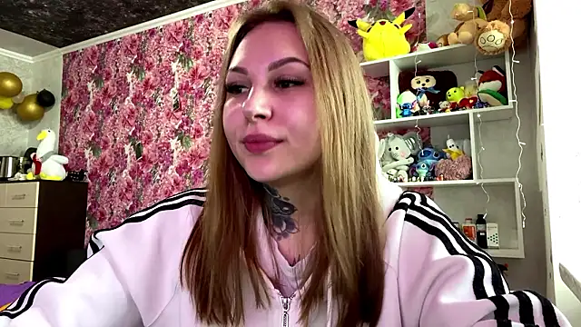 TraciBallena Webcamshow