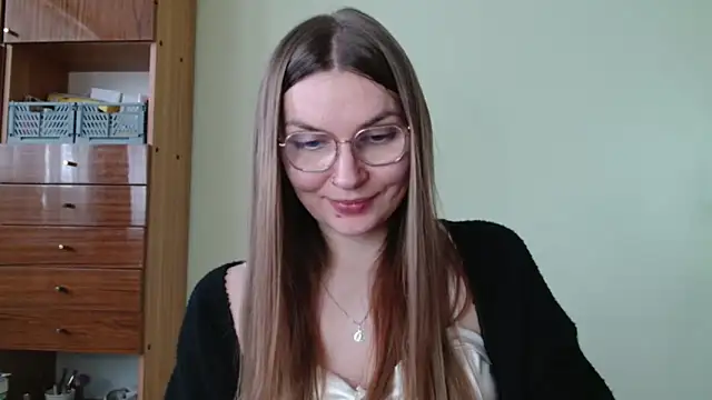 LooveELLYx 即時 XXX 聊天