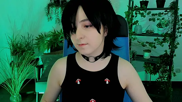 VirtuallVoyant live XXX chat