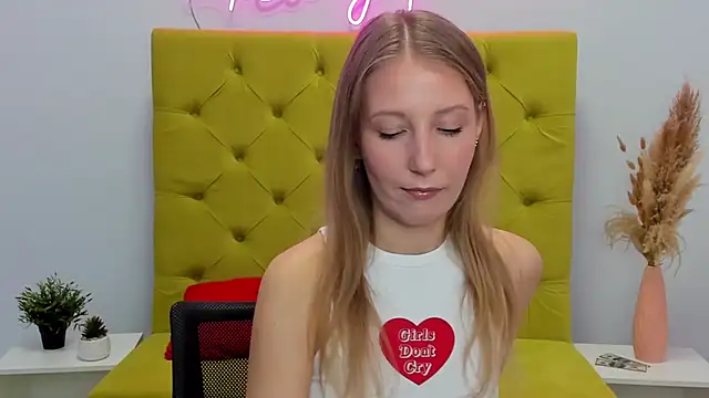 Chatroom XXX en direct de LolaWilsons