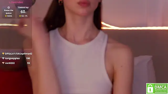 Živý XXX chat Emily_Simon