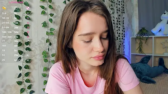 lovelyaliviaのライブXXXチャット