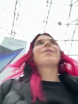 RiriRoseey Adlı Modelin Canlı XXX Sohbeti