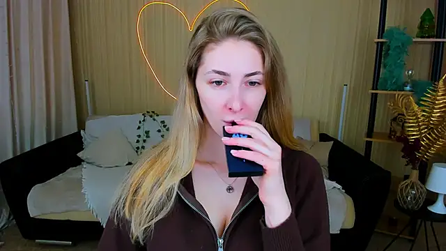 SensitiveSooul Adlı Modelin Canlı XXX Sohbeti