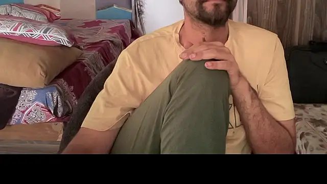 MakeMeAwareAah: απευθείας συνομιλία ΧΧΧ